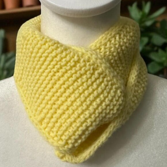 Handmade Yellow Knitted Neck Scarf – Soft Cozy Accessory - Picture 6 of 8